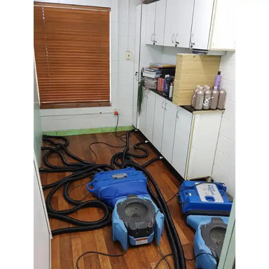 DBK DRYMATIC - #FGPH109, Boost Bar showing view of use with hoses