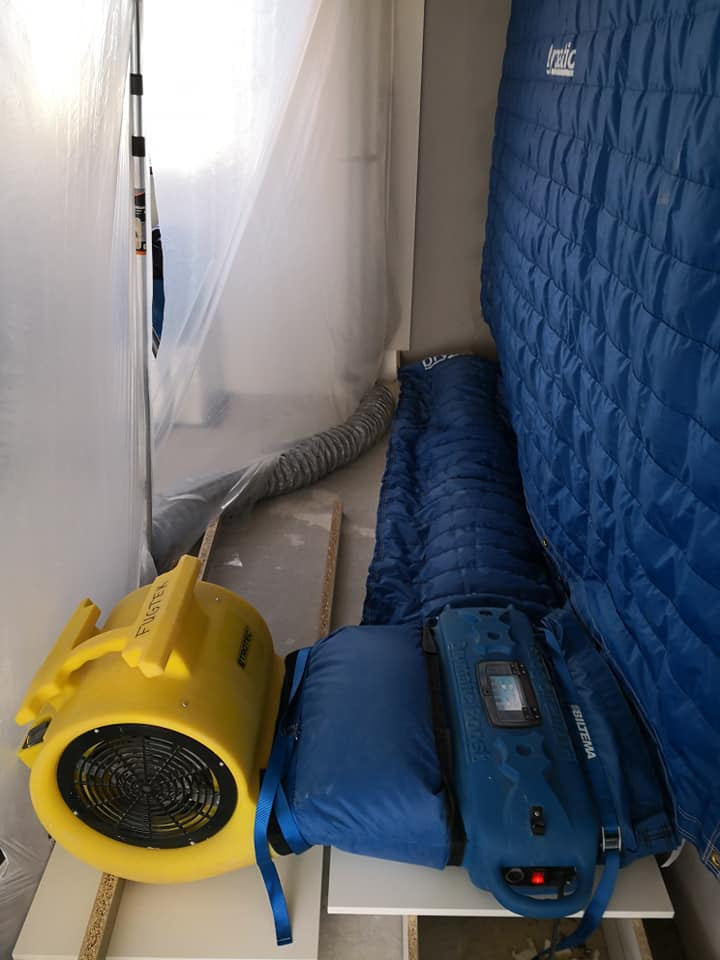 DBK DRYMATIC - Wall Heat Drying System, #FGPH156, Large Wall Mat Kit drying a wall