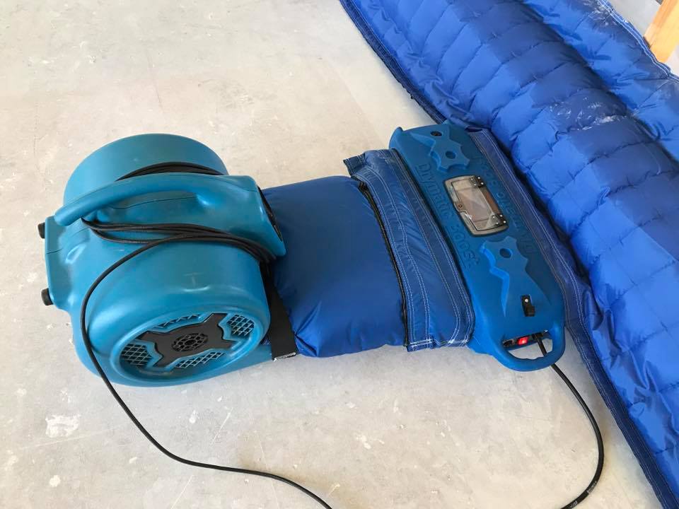 DBK DRYMATIC - Floor & Wall Heat Drying System, #FGPH109, Boost Bar showing boost bar hooked up to air mover and mat