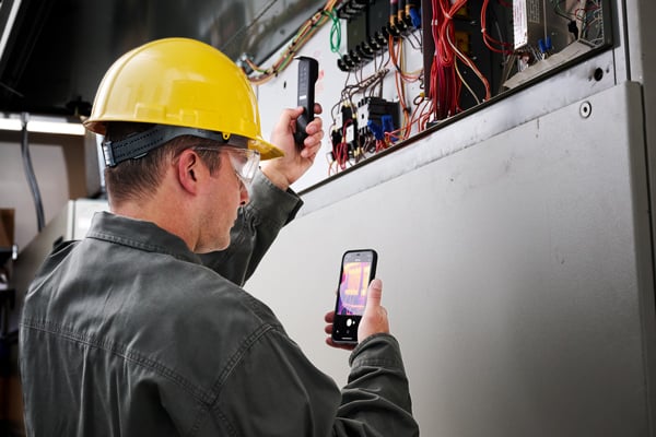 flir one edge pro being used by electrician